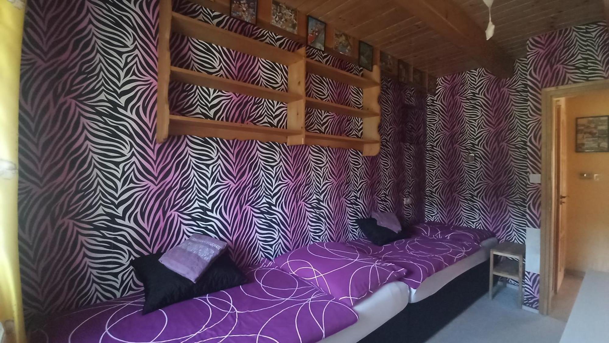 Hotel Marilyn Vendeghaz Kehidakustány Exterior foto